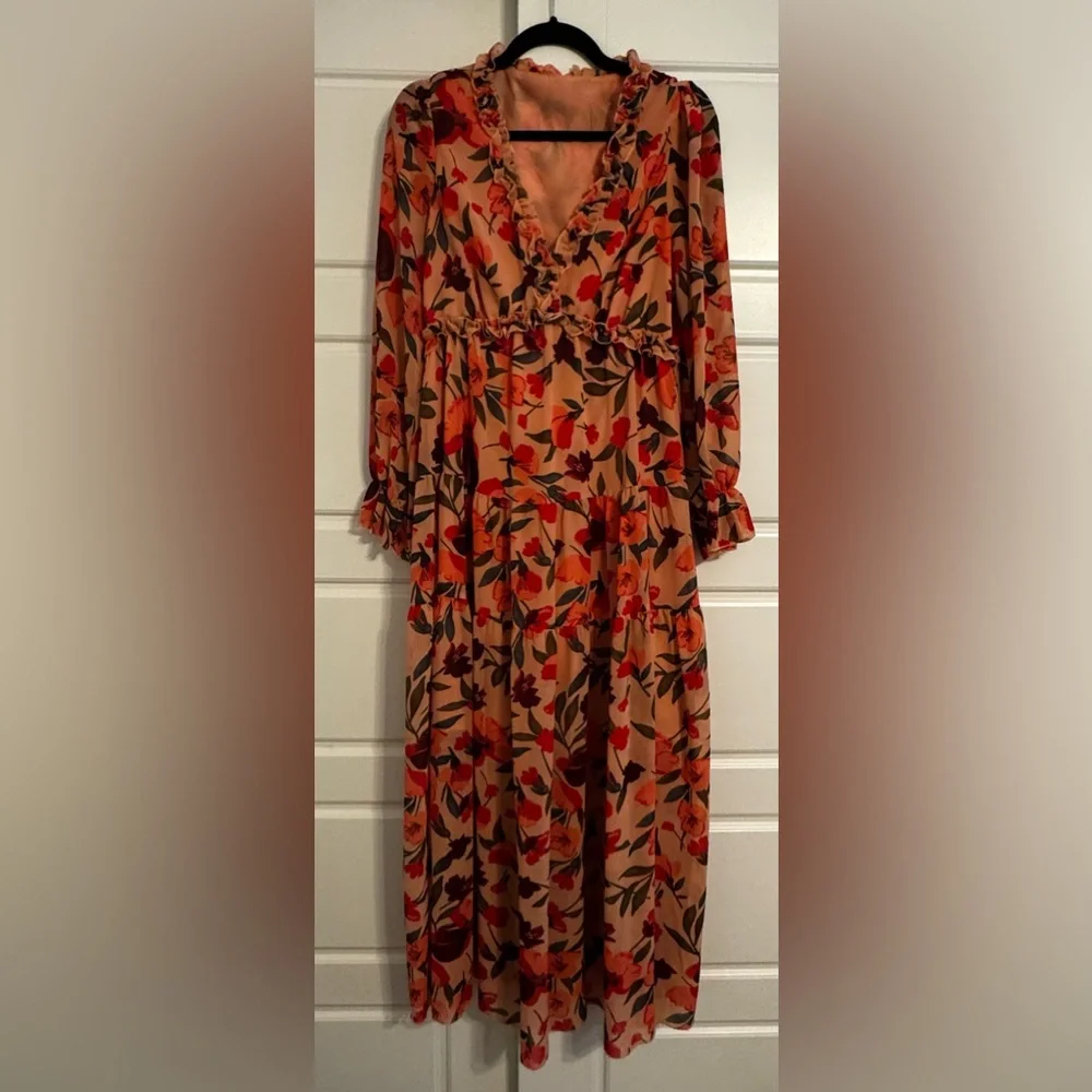 Floral V-neck Floral Long Sleeve Dress - Picture 5 of 9